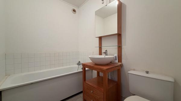 Appartement rénové 2 pièces à vendre à Corbeil Essonnes