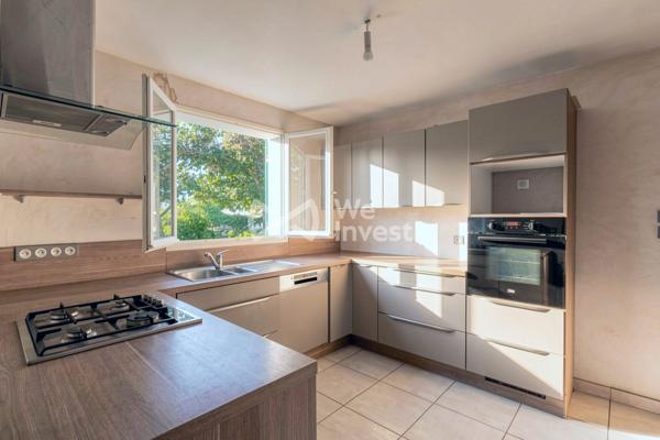 Maison familiale 5 pièces – 128,61 m² habitables (163 m² au sol) – Terrain arboré de 700 m² – Villefontaine