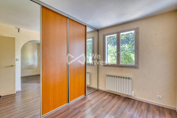 Maison familiale 5 pièces – 128,61 m² habitables (163 m² au sol) – Terrain arboré de 700 m² – Villefontaine