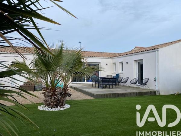 Maison à vendre 4 pièces 95 m² Champagné-les-Marais