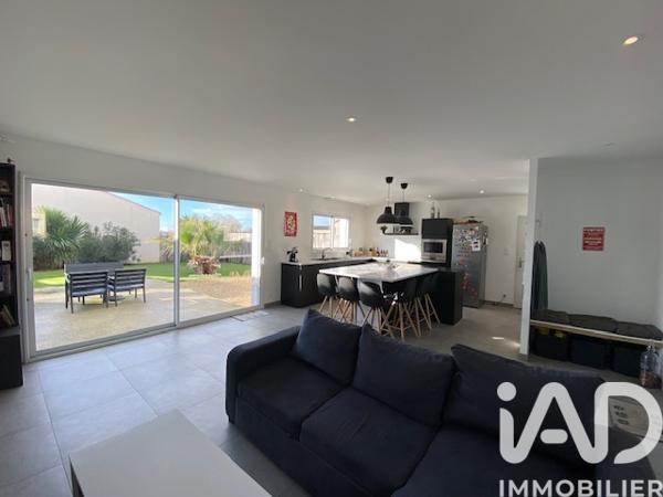 Maison à vendre 4 pièces 95 m² Champagné-les-Marais