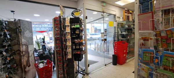 Immeuble de rapport comprenant un local commercial et une maison - Forte Rentabilité !