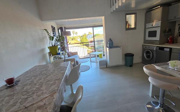 Appartement à vendre    3 pièces • 39 m2 La Seyne-sur-Mer