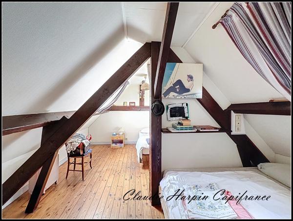 Maison à vendre 7 pièces NIORT (79) 4 chambres parcelle 1992 m² - piscine chauffée