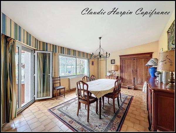 Maison à vendre 7 pièces NIORT (79) 4 chambres parcelle 1992 m² - piscine chauffée