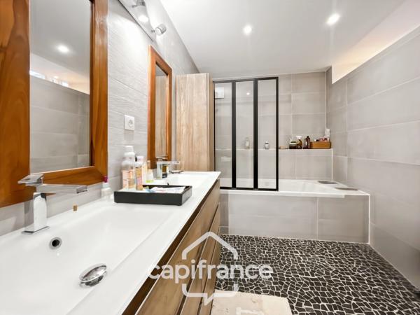 A vendre, appartement, esprit Loft, 164 m2, 5 pièces NOGENT SUR MARNE (94), avec Cour intérieure et box 1 voiture