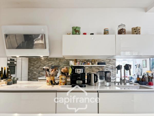 A vendre, appartement, esprit Loft, 164 m2, 5 pièces NOGENT SUR MARNE (94), avec Cour intérieure et box 1 voiture