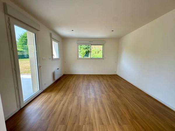 Pavillon 5 chambres avec jardin de 630m2