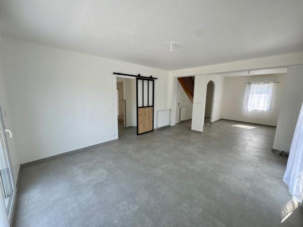 Pavillon 5 chambres avec jardin de 630m2