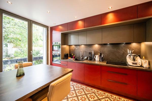 Maison Houilles 7 pièce(s) 135 m² 1 096 950 € **  - Référence  928