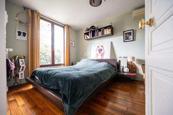 Maison Houilles 7 pièce(s) 135 m² 1 096 950 € **  - Référence  928