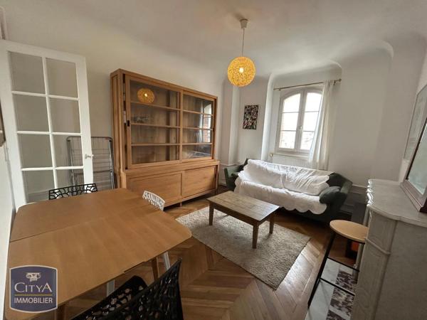 Appartement à louer 4 pièces 87m² Saint-Quentin (02100)