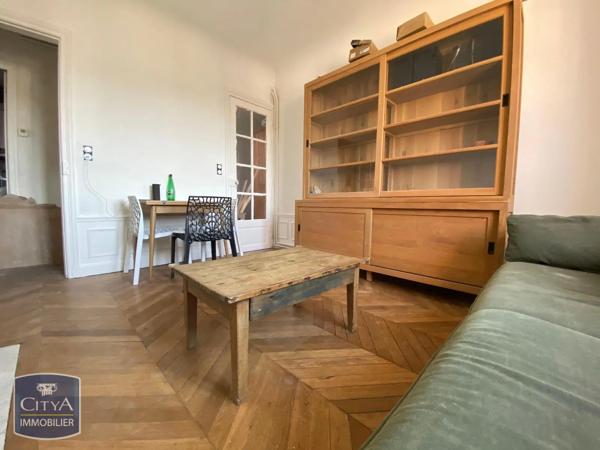 Appartement à louer 4 pièces 87m² Saint-Quentin (02100)