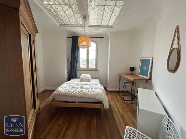 Appartement à louer 4 pièces 87m² Saint-Quentin (02100)