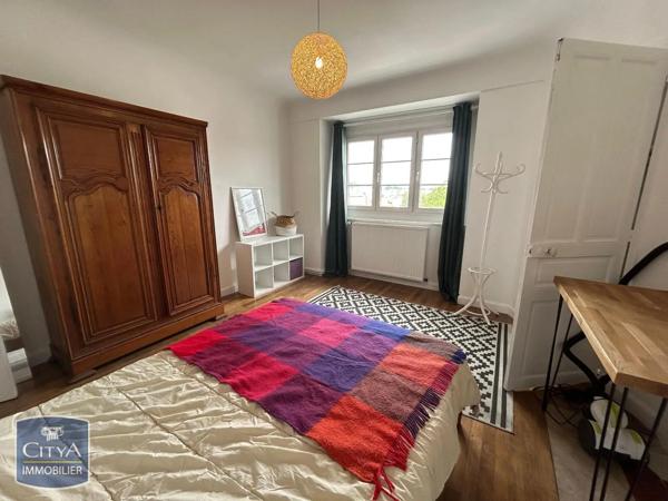 Appartement à louer 4 pièces 87m² Saint-Quentin (02100)