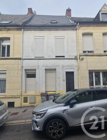 Maison à vendre  2 pièces - 225 m 2   ST QUENTIN  - 02