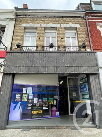 Maison à vendre  2 pièces - 225 m 2   ST QUENTIN  - 02