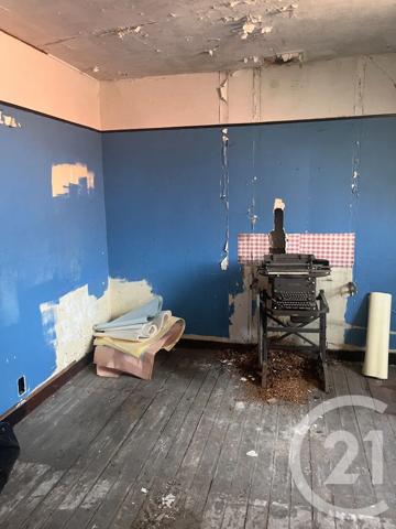 Maison à vendre  2 pièces - 225 m 2   ST QUENTIN  - 02