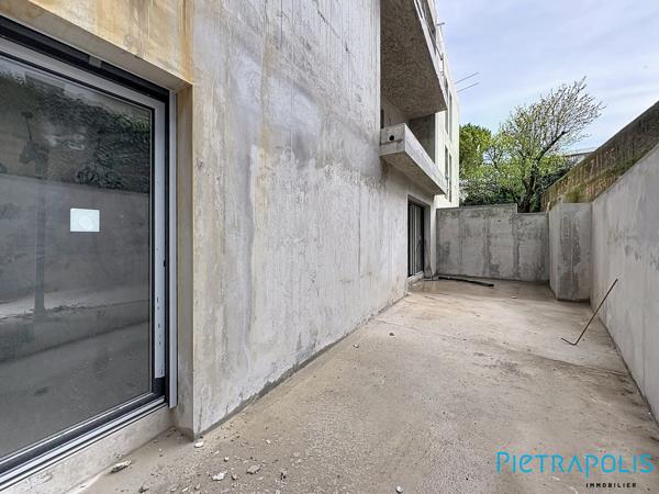 SÈTE - RÉSIDENCE HERMIONE : Appartement T3 66,7m², terrasse 28,9m², jardin 34,2m², parking