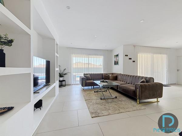 MAISON PLAIN-PIED 137 M² 4 CHAMBRES
