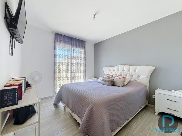 MAISON PLAIN-PIED 137 M² 4 CHAMBRES