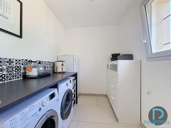 MAISON PLAIN-PIED 137 M² 4 CHAMBRES