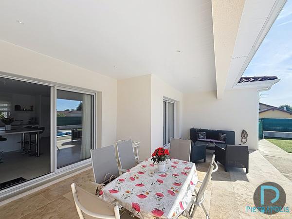 MAISON PLAIN-PIED 137 M² 4 CHAMBRES