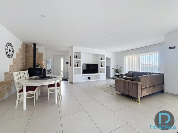 MAISON PLAIN-PIED 137 M² 4 CHAMBRES