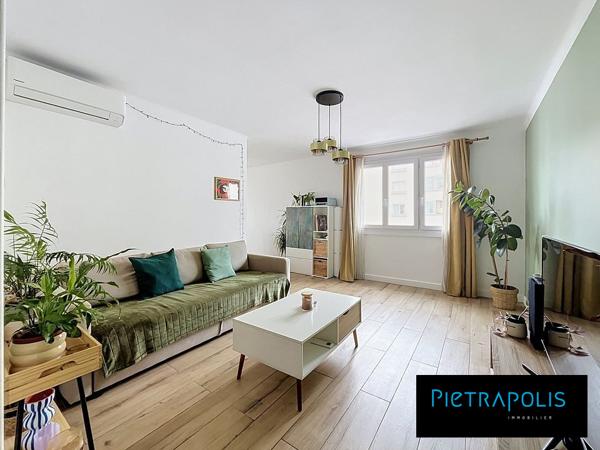Berges du Rhône – T4/5 avec balcon et stationnement