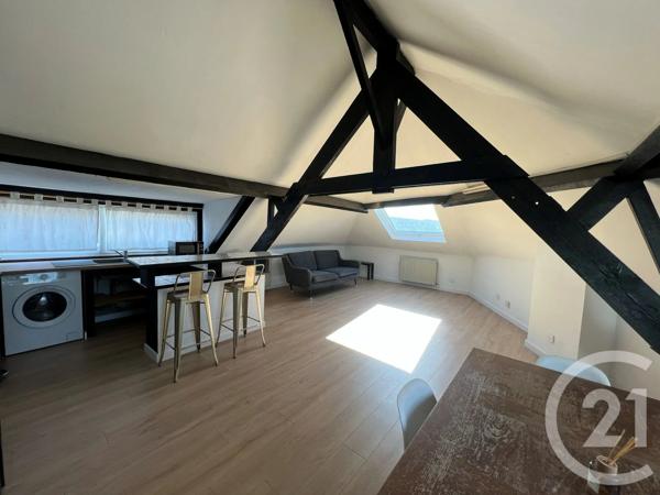 Immeuble à vendre  200 m 2   HELLEMMES LILLE  - 59