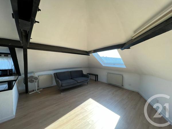 Immeuble à vendre  200 m 2   HELLEMMES LILLE  - 59