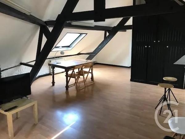 Immeuble à vendre  200 m 2   HELLEMMES LILLE  - 59