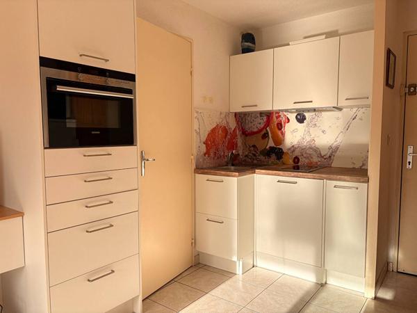 APPARTEMENT à VAUX SUR MER