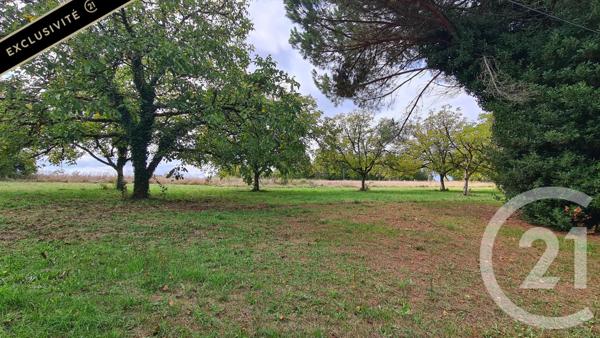 Maison à vendre  3 pièces - 210 m2 ST CYPRIEN - 24