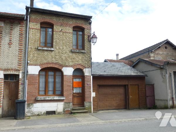 Maison de 5 pièces principales située à GRANDPRE, avec garage et terrain de 631 m².