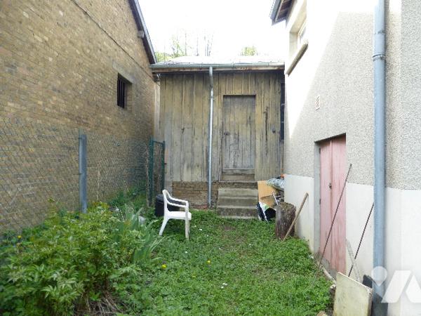 Maison de 5 pièces principales située à GRANDPRE, avec garage et terrain de 631 m².