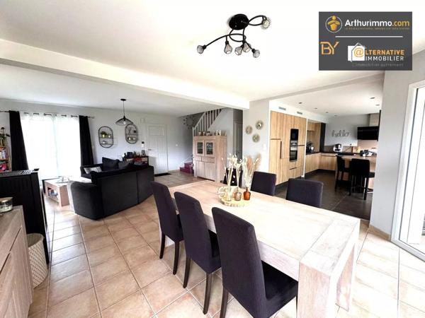 Vente Maison 5 pièces 141 m2 à La Guerche-de-Bretagne
