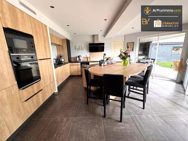 Vente Maison 5 pièces 141 m2 à La Guerche-de-Bretagne