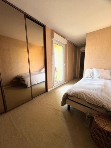 Appartement de 4 pièces avec Asc + Loggias + Box + Cave!!!