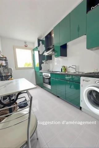 Appartement de 4 pièces avec Asc + Loggias + Box + Cave!!!