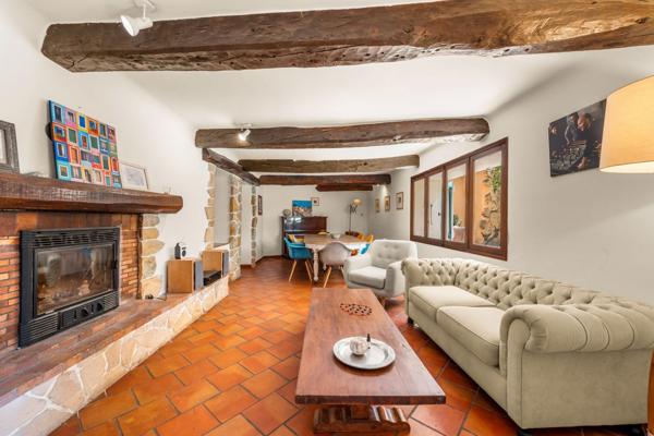 Vente Maison de ville Villecroze 7 Pièces 212 m²