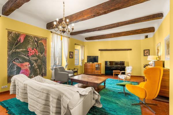 Vente Maison de ville Villecroze 7 Pièces 212 m²