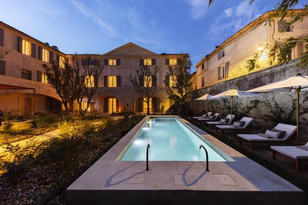 Vente Hôtel particulier Saint-Rémy-de-Provence 22 Pièces 1167 m²