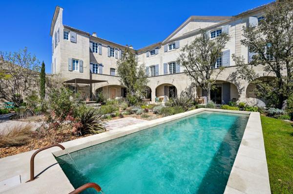 Vente Hôtel particulier Saint-Rémy-de-Provence 22 Pièces 1167 m²