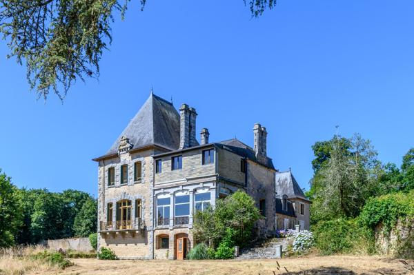 Vente Manoir Pluneret 20 Pièces 700 m²