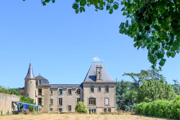 Vente Manoir Pluneret 20 Pièces 700 m²