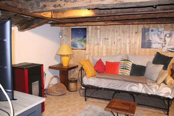 Exclusivité Langogne  Maison 4 pièce(s)  avec cour