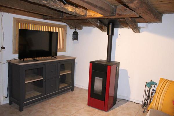 Exclusivité Langogne  Maison 4 pièce(s)  avec cour