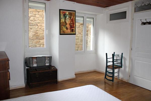 Exclusivité Langogne  Maison 4 pièce(s)  avec cour