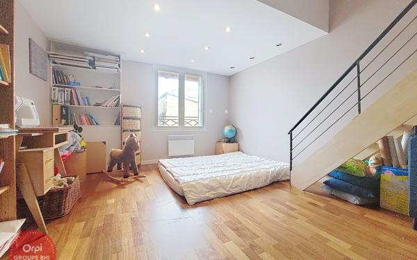 Maison à vendre    5 pièces •  Lunel